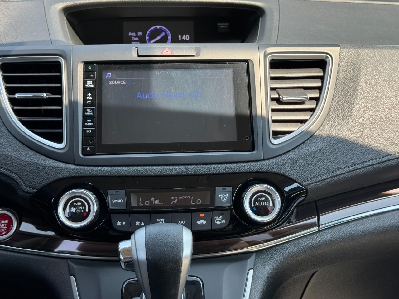 Honda CR-V Vehicle Full-screen Gallery Image 15