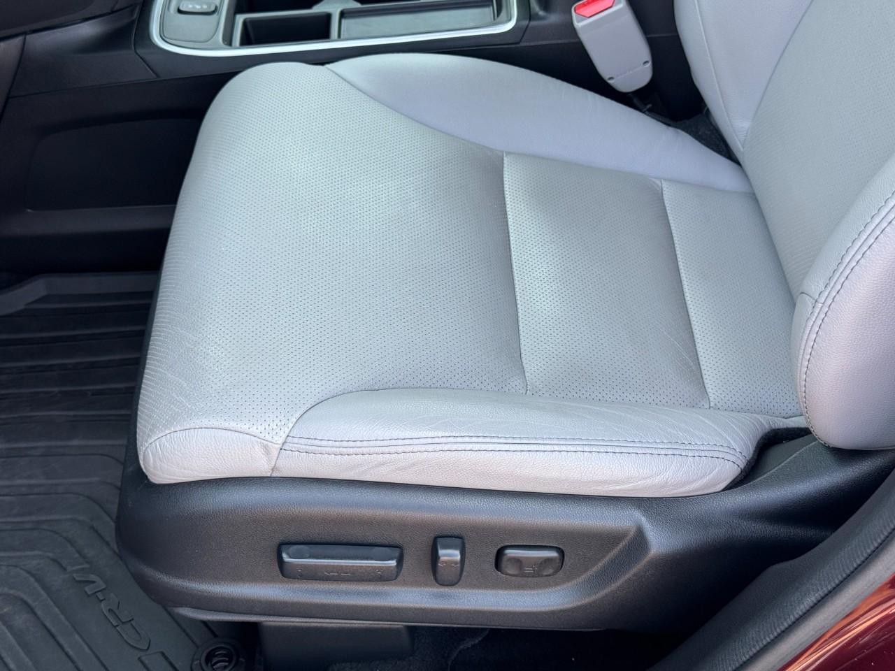 Honda CR-V Vehicle Full-screen Gallery Image 18