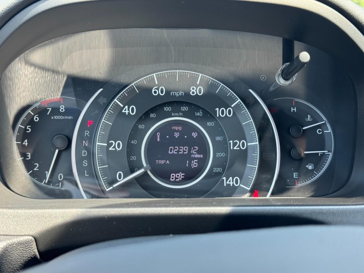 Honda CR-V Vehicle Full-screen Gallery Image 24
