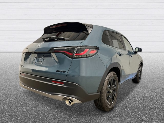 Honda HR-V Vehicle Full-screen Gallery Image 06