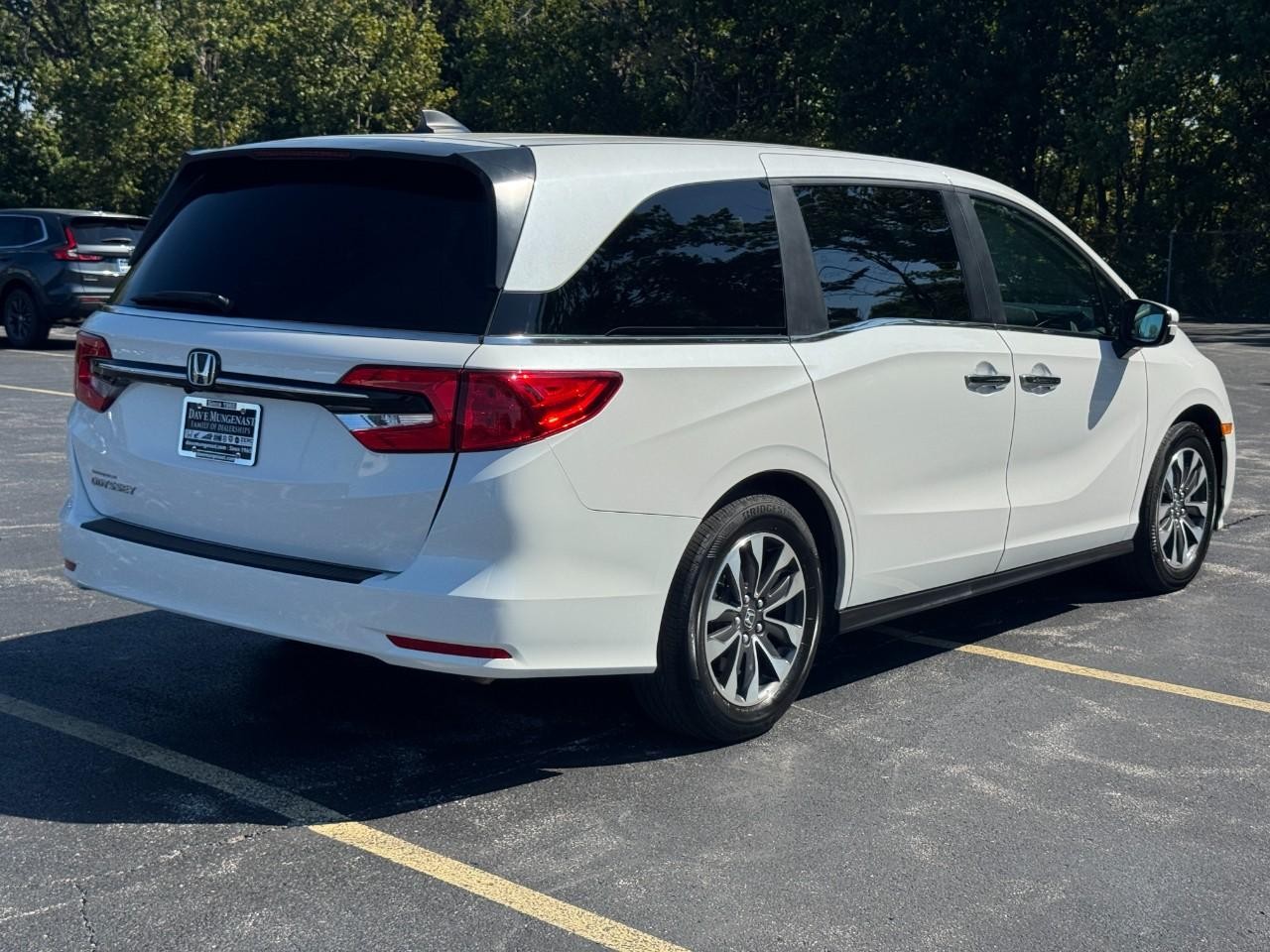 Honda Odyssey Vehicle Full-screen Gallery Image 04