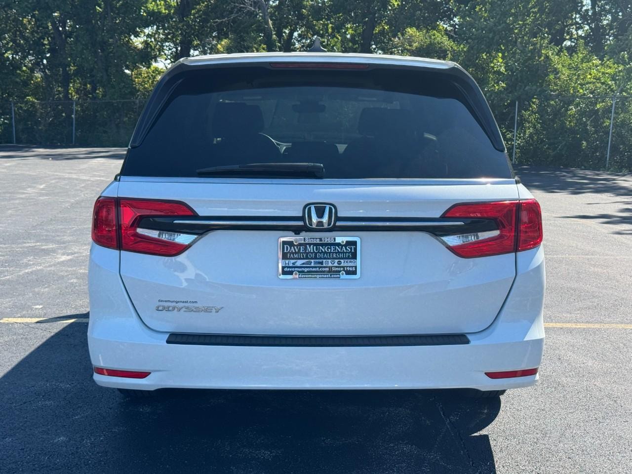 Honda Odyssey Vehicle Full-screen Gallery Image 06