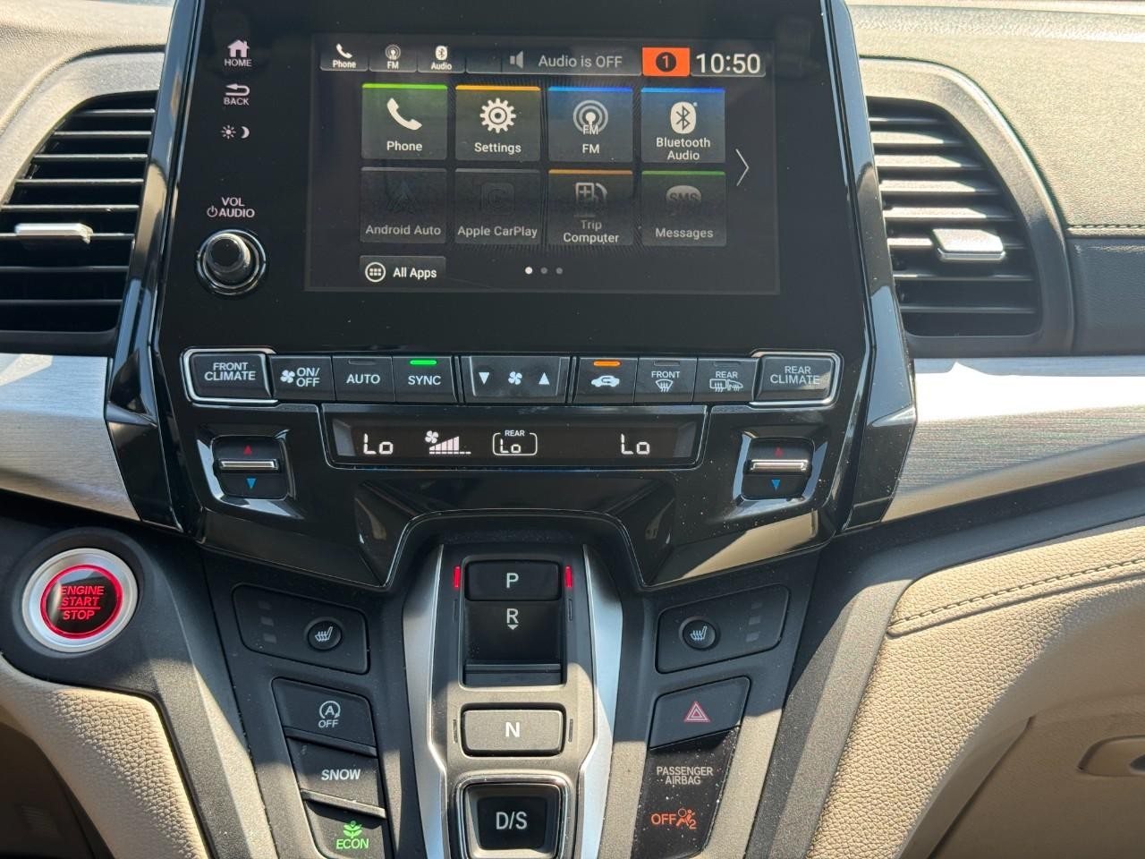 Honda Odyssey Vehicle Full-screen Gallery Image 15