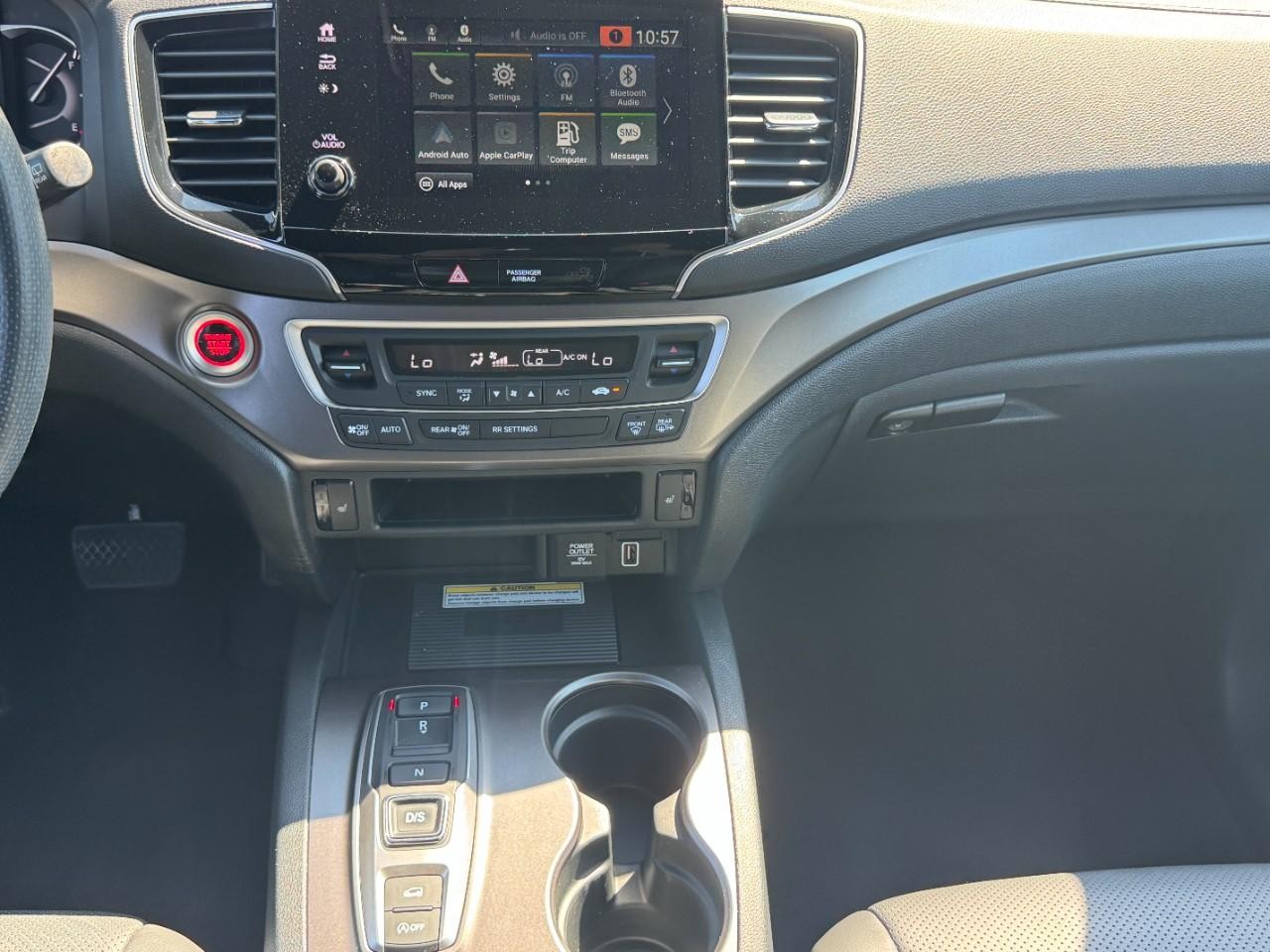 Honda Passport Vehicle Full-screen Gallery Image 15