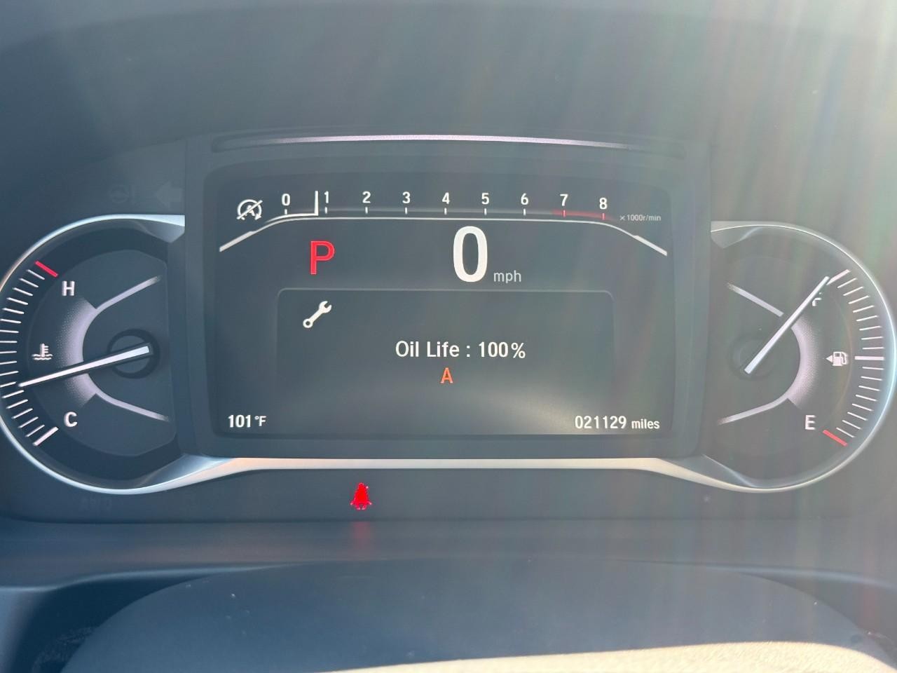 Honda Passport Vehicle Full-screen Gallery Image 23