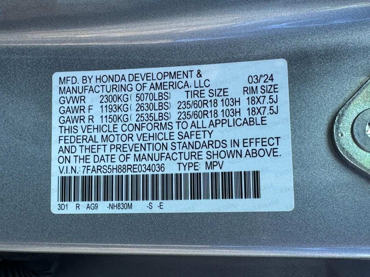 Honda CR-V Hybrid Vehicle Full-screen Gallery Image 27
