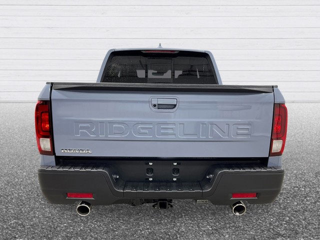 Honda Ridgeline Vehicle Full-screen Gallery Image 05