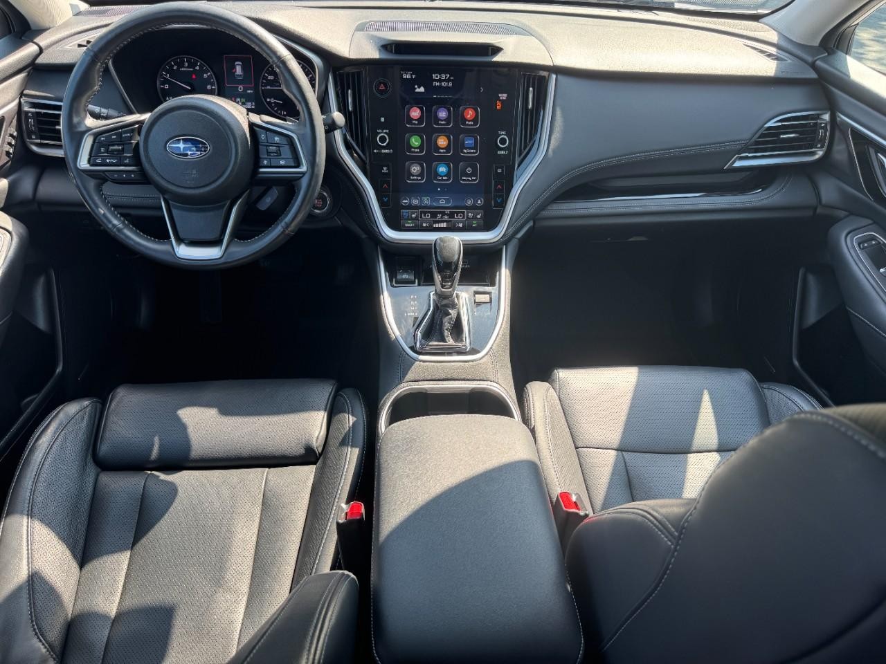 Subaru Outback Vehicle Full-screen Gallery Image 14
