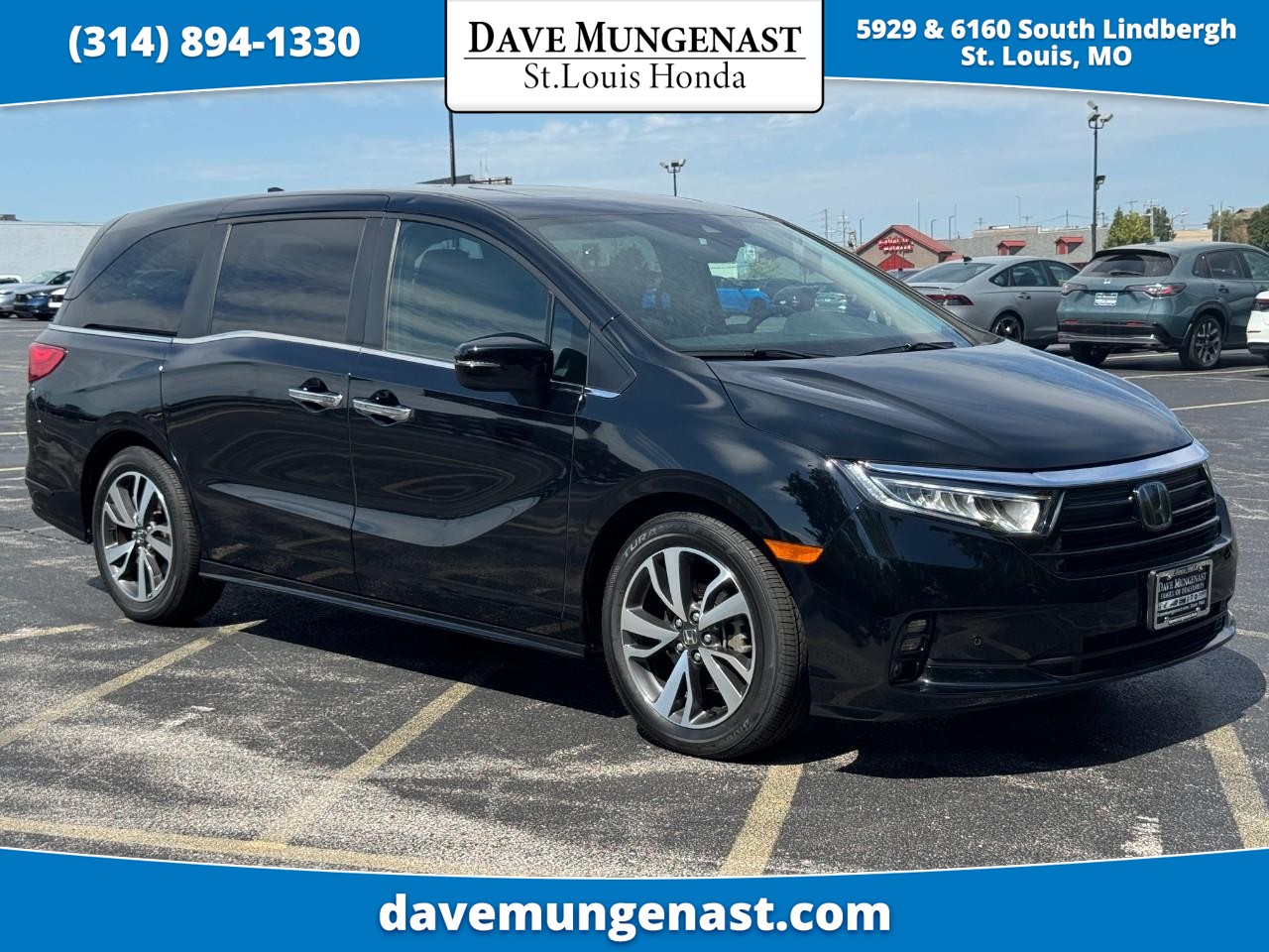  2023 Honda Odyssey Touring FWD   