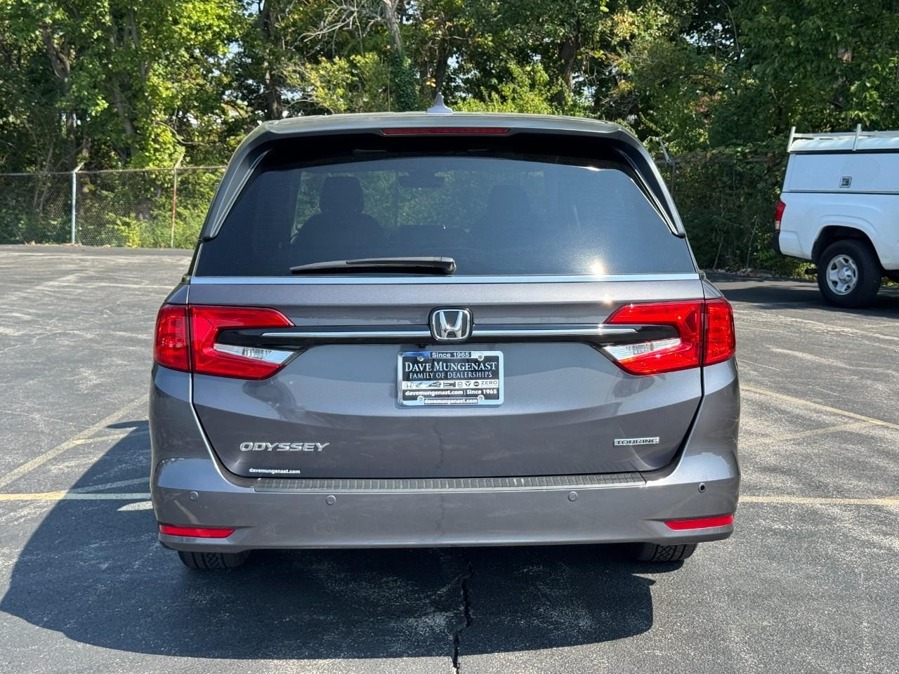 Honda Odyssey Vehicle Full-screen Gallery Image 07