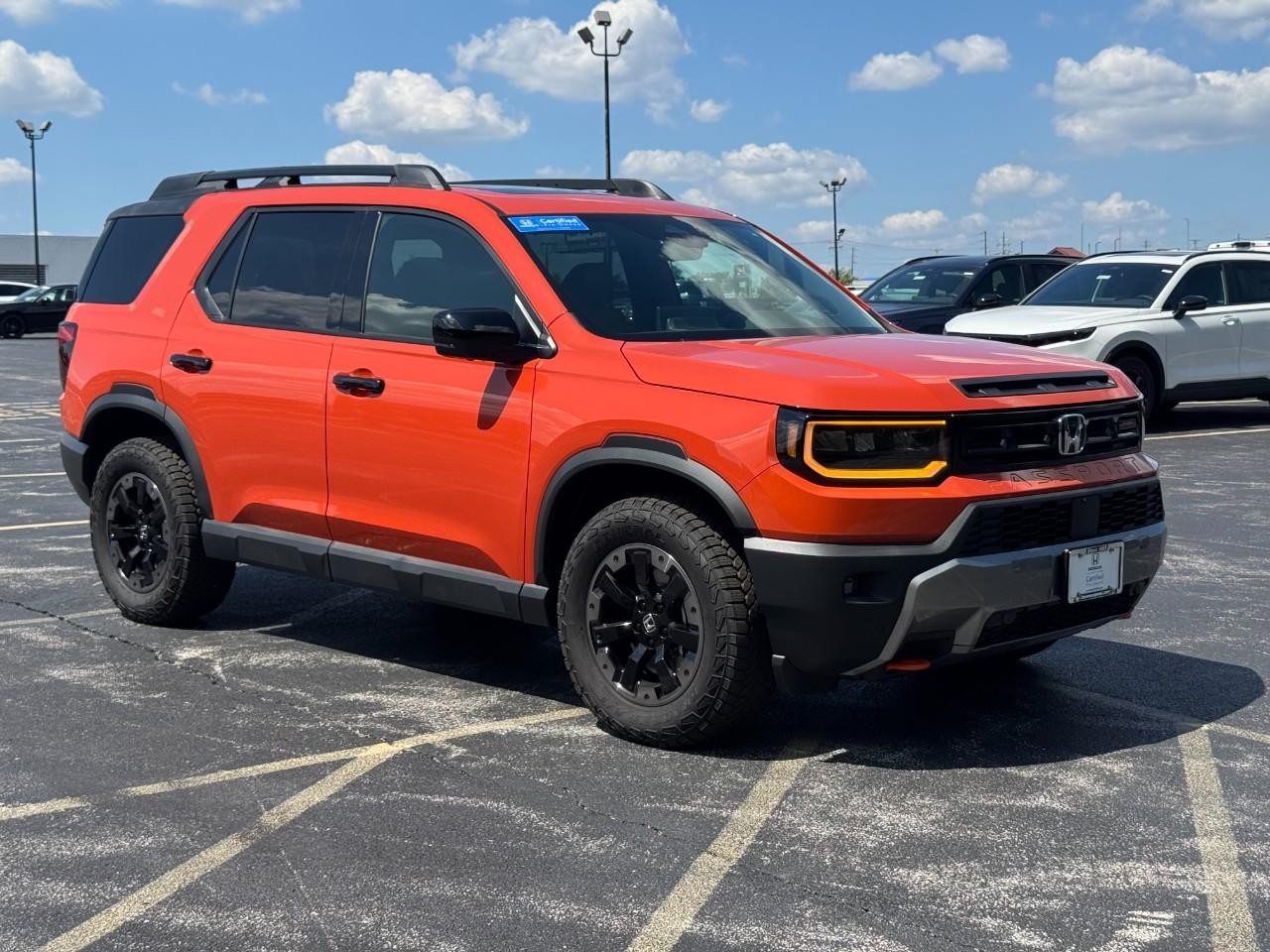 Honda Passport Vehicle Full-screen Gallery Image 02