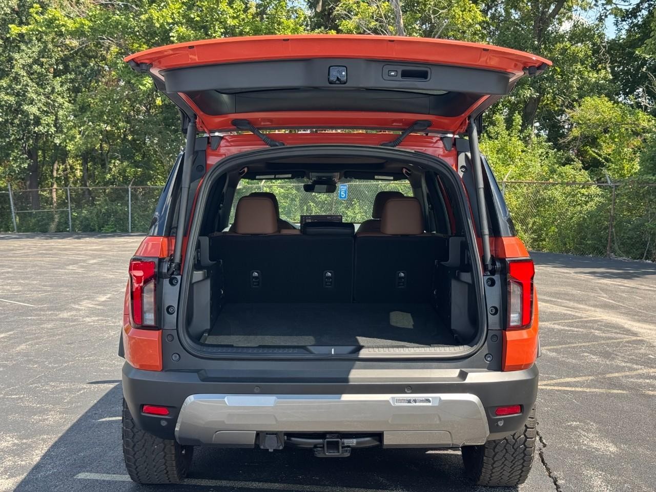 Honda Passport Vehicle Full-screen Gallery Image 06