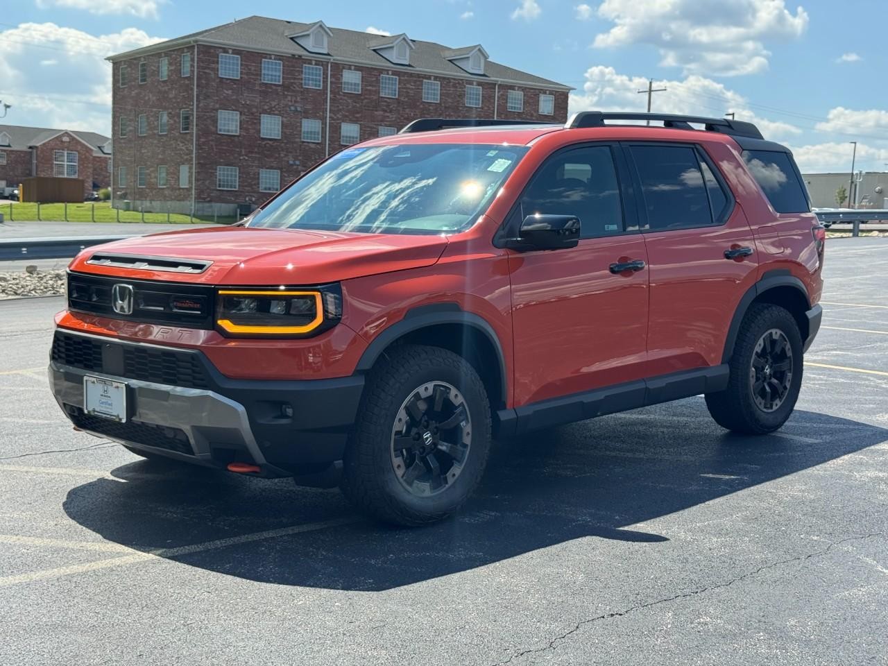 Honda Passport Vehicle Full-screen Gallery Image 10
