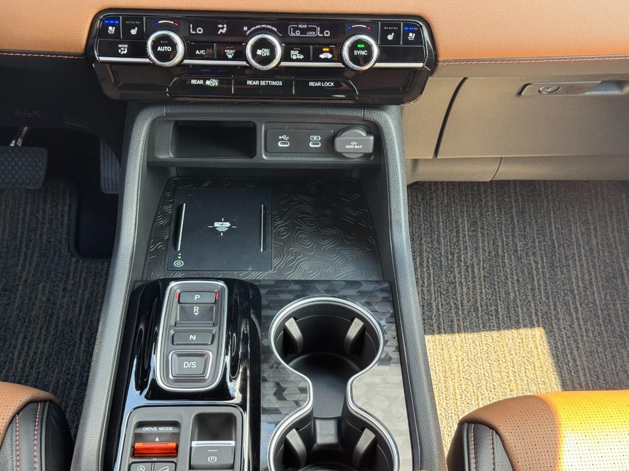 Honda Passport Vehicle Full-screen Gallery Image 17