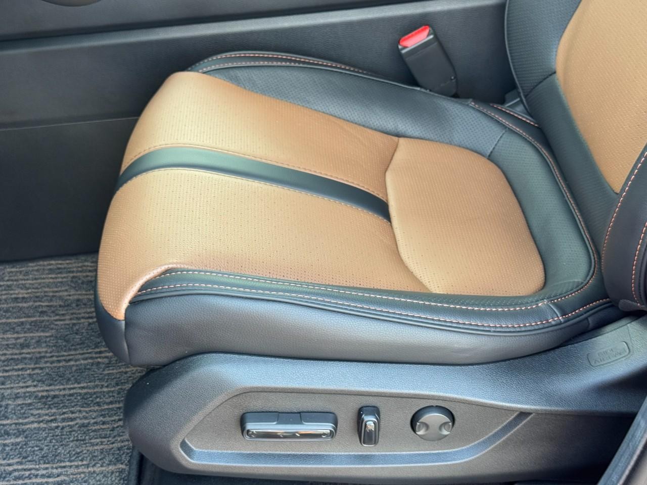 Honda Passport Vehicle Full-screen Gallery Image 19