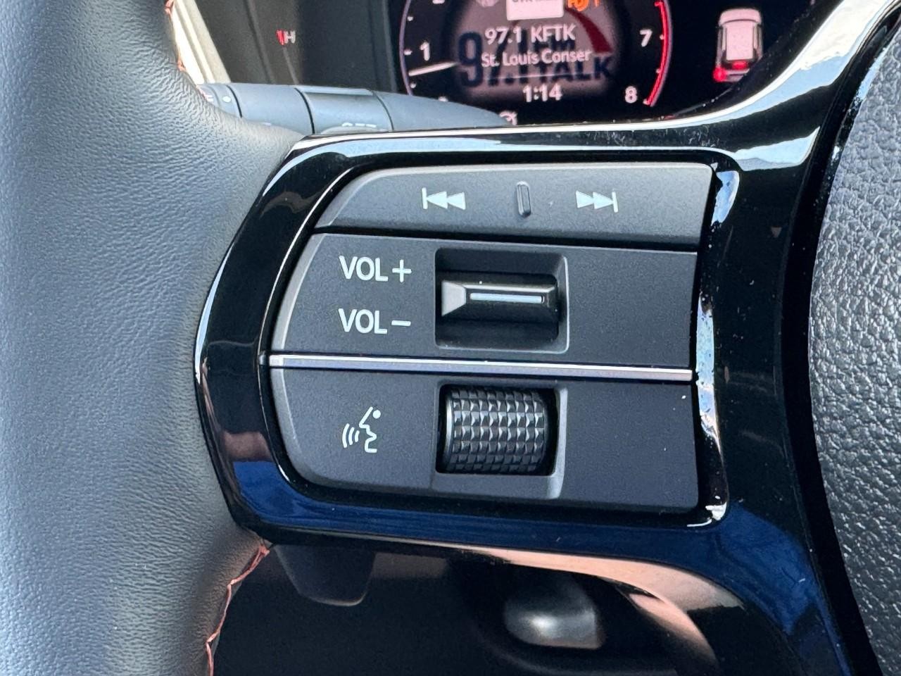 Honda Passport Vehicle Full-screen Gallery Image 22