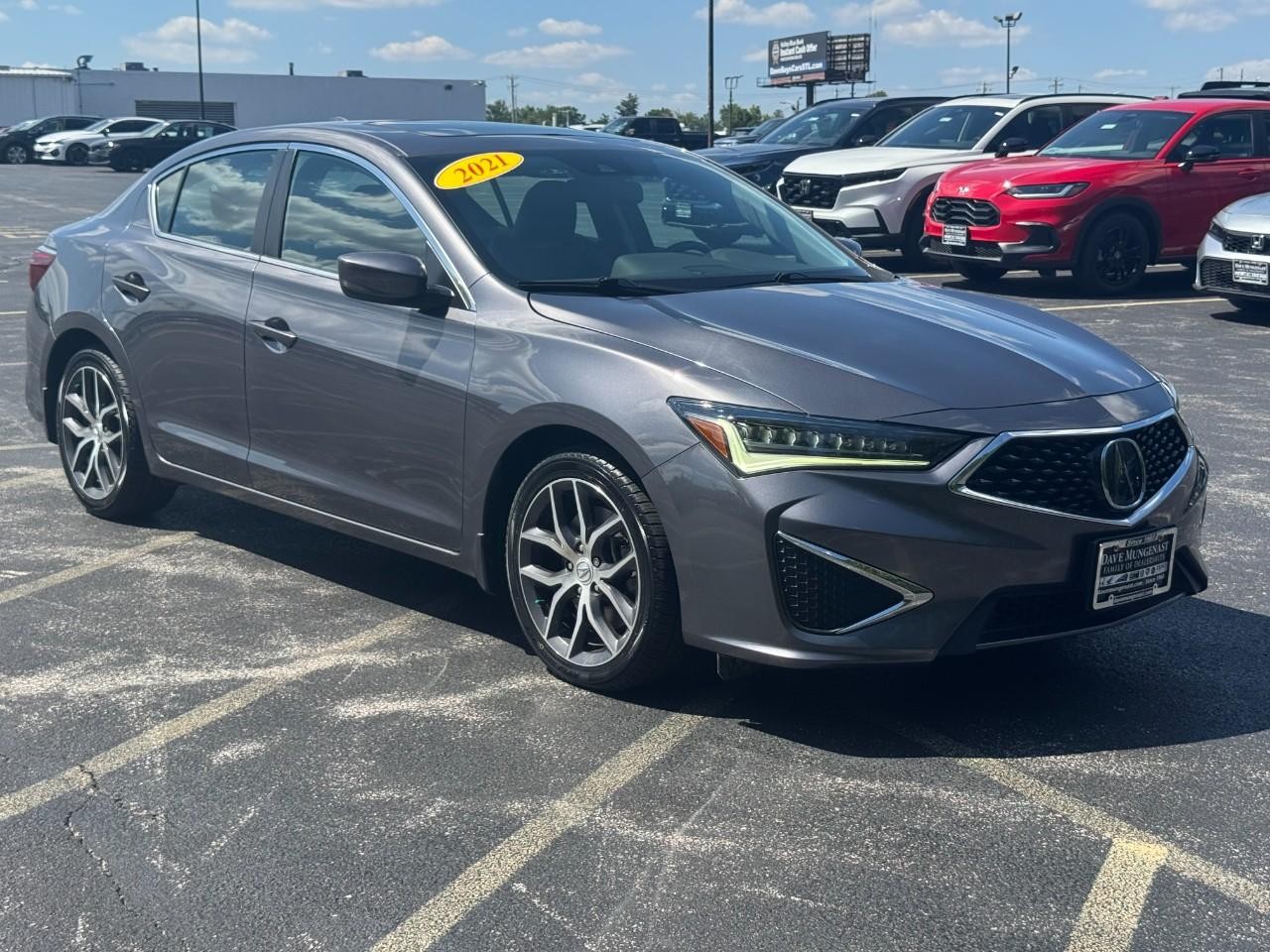 Acura ILX Vehicle Full-screen Gallery Image 02