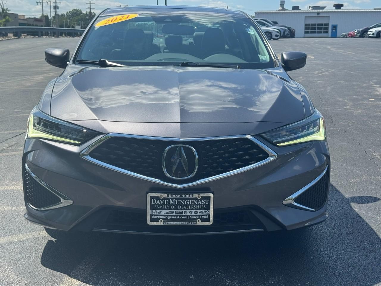 Acura ILX Vehicle Full-screen Gallery Image 11