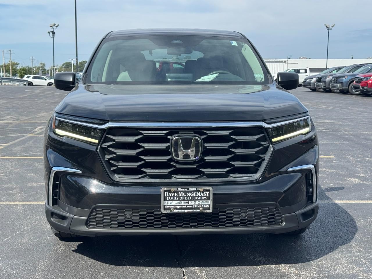 Honda Pilot Vehicle Full-screen Gallery Image 10