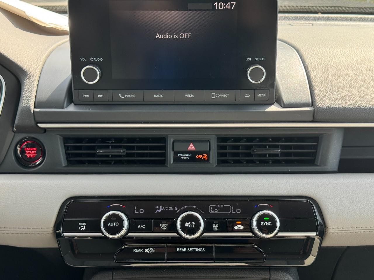 Honda Pilot Vehicle Full-screen Gallery Image 15