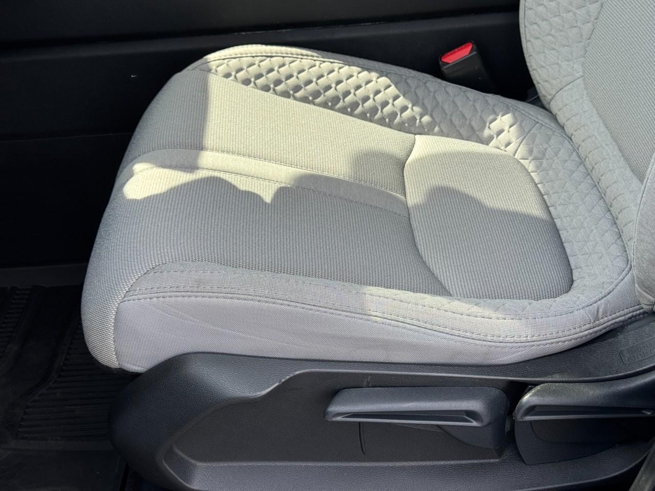 Honda Pilot Vehicle Full-screen Gallery Image 18