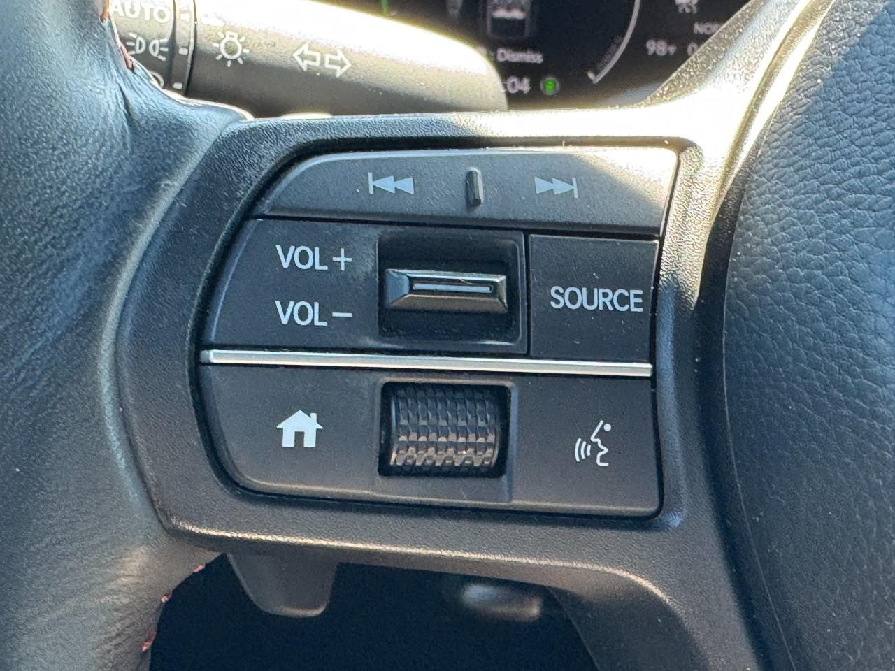 Honda CR-V Hybrid Vehicle Full-screen Gallery Image 21