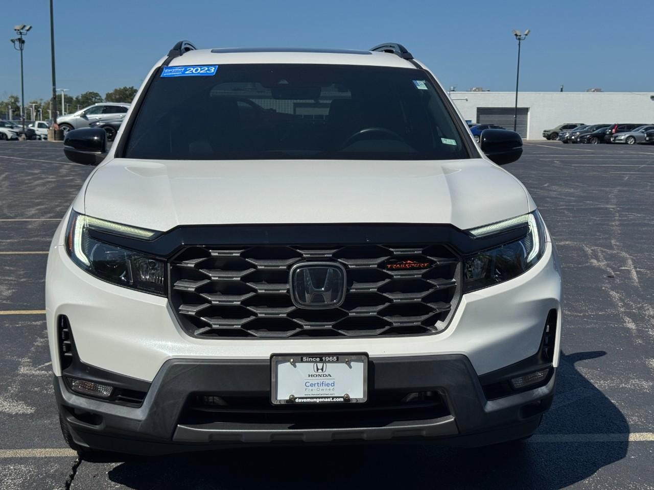 Honda Passport Vehicle Full-screen Gallery Image 11