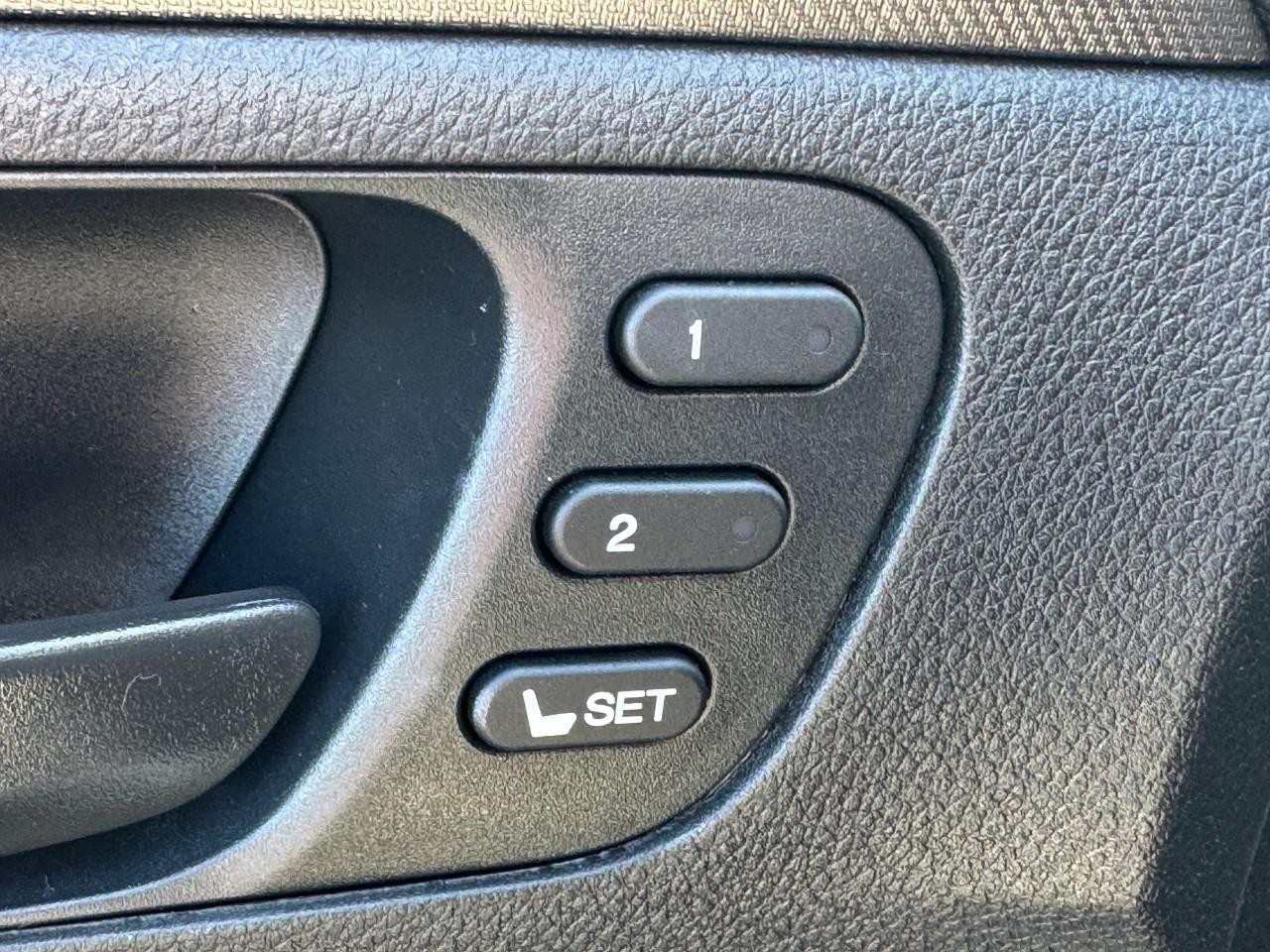 Honda Passport Vehicle Full-screen Gallery Image 21