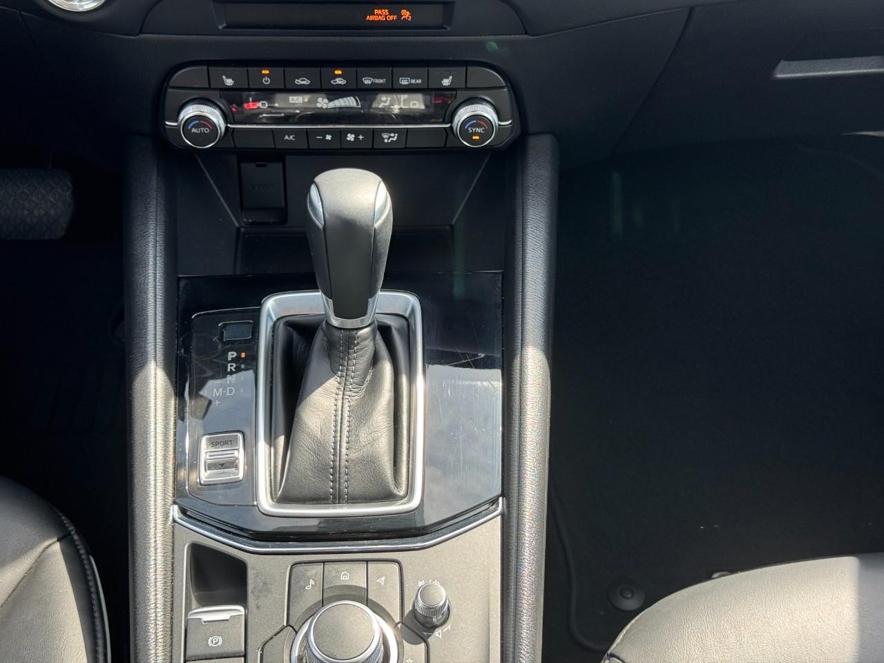 Mazda CX-5 Vehicle Full-screen Gallery Image 16