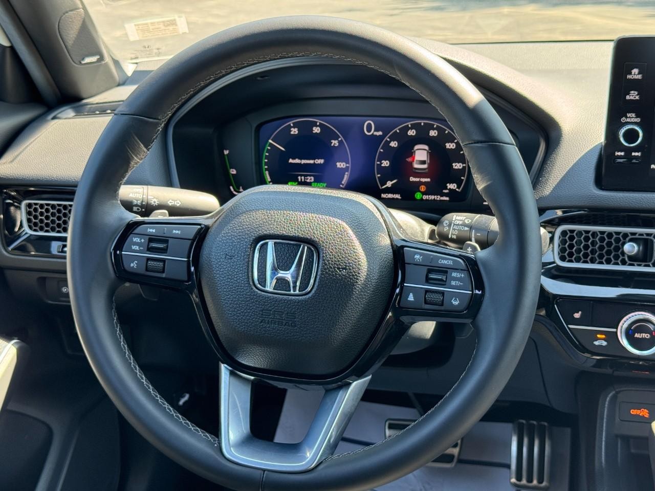 Honda Civic Sedan Hybrid Vehicle Full-screen Gallery Image 14