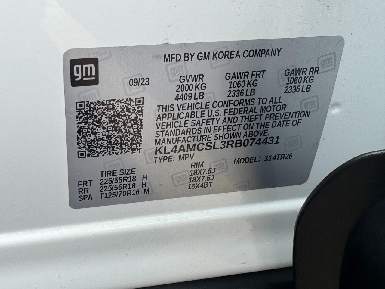 Buick Encore GX Vehicle Full-screen Gallery Image 23