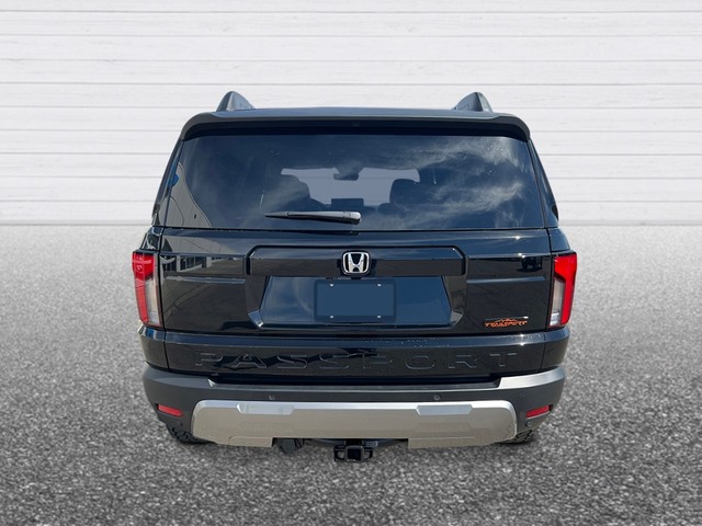 Honda Passport Vehicle Full-screen Gallery Image 05