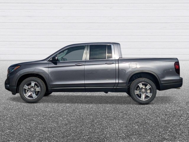 Honda Ridgeline Vehicle Full-screen Gallery Image 03