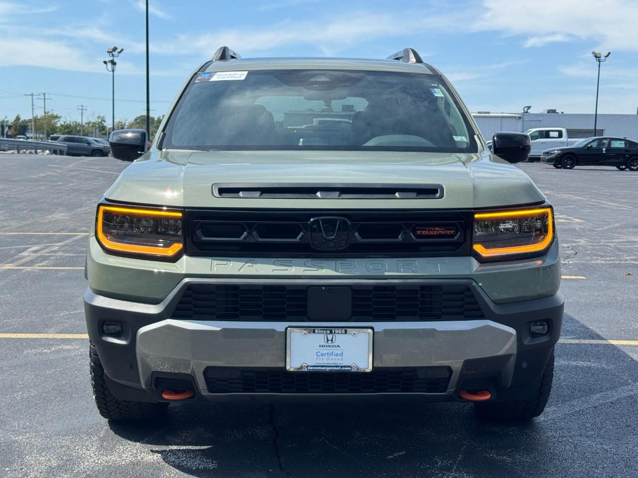 Honda Passport Vehicle Full-screen Gallery Image 14