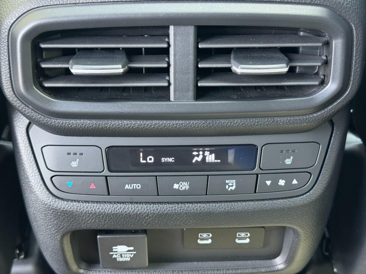 Honda Passport Vehicle Full-screen Gallery Image 16