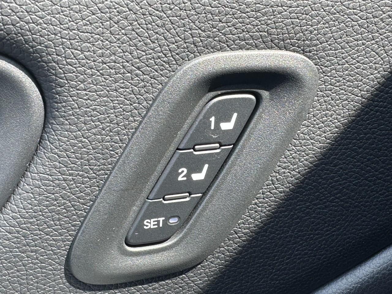 Honda Passport Vehicle Full-screen Gallery Image 27