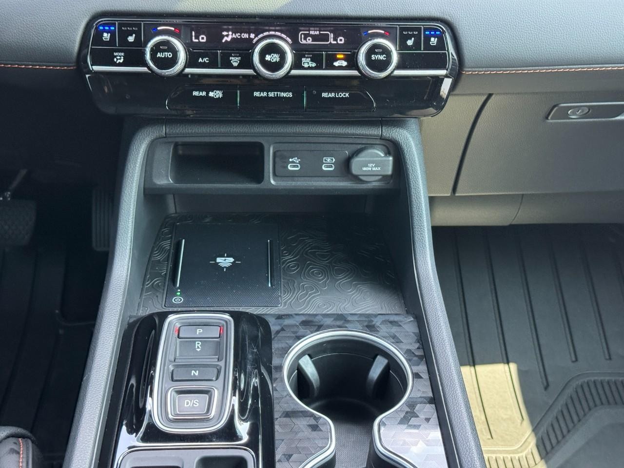 Honda Passport Vehicle Full-screen Gallery Image 17