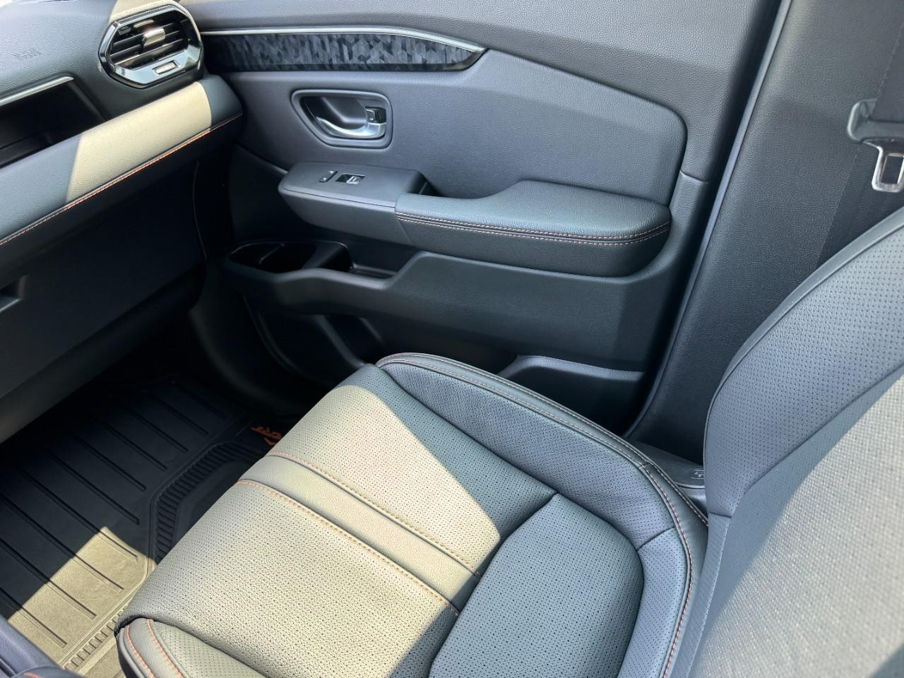 Honda Passport Vehicle Full-screen Gallery Image 18