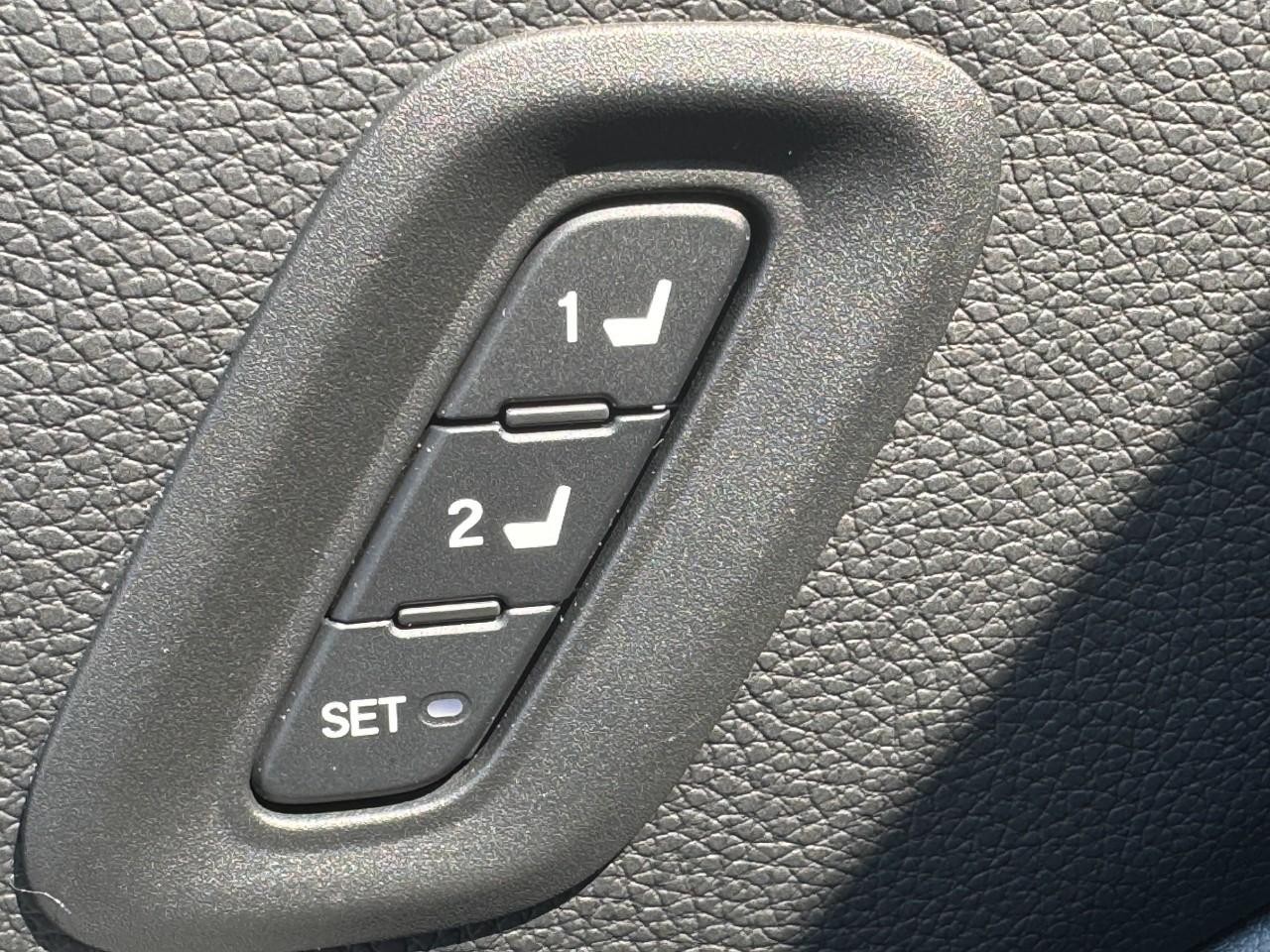 Honda Passport Vehicle Full-screen Gallery Image 21