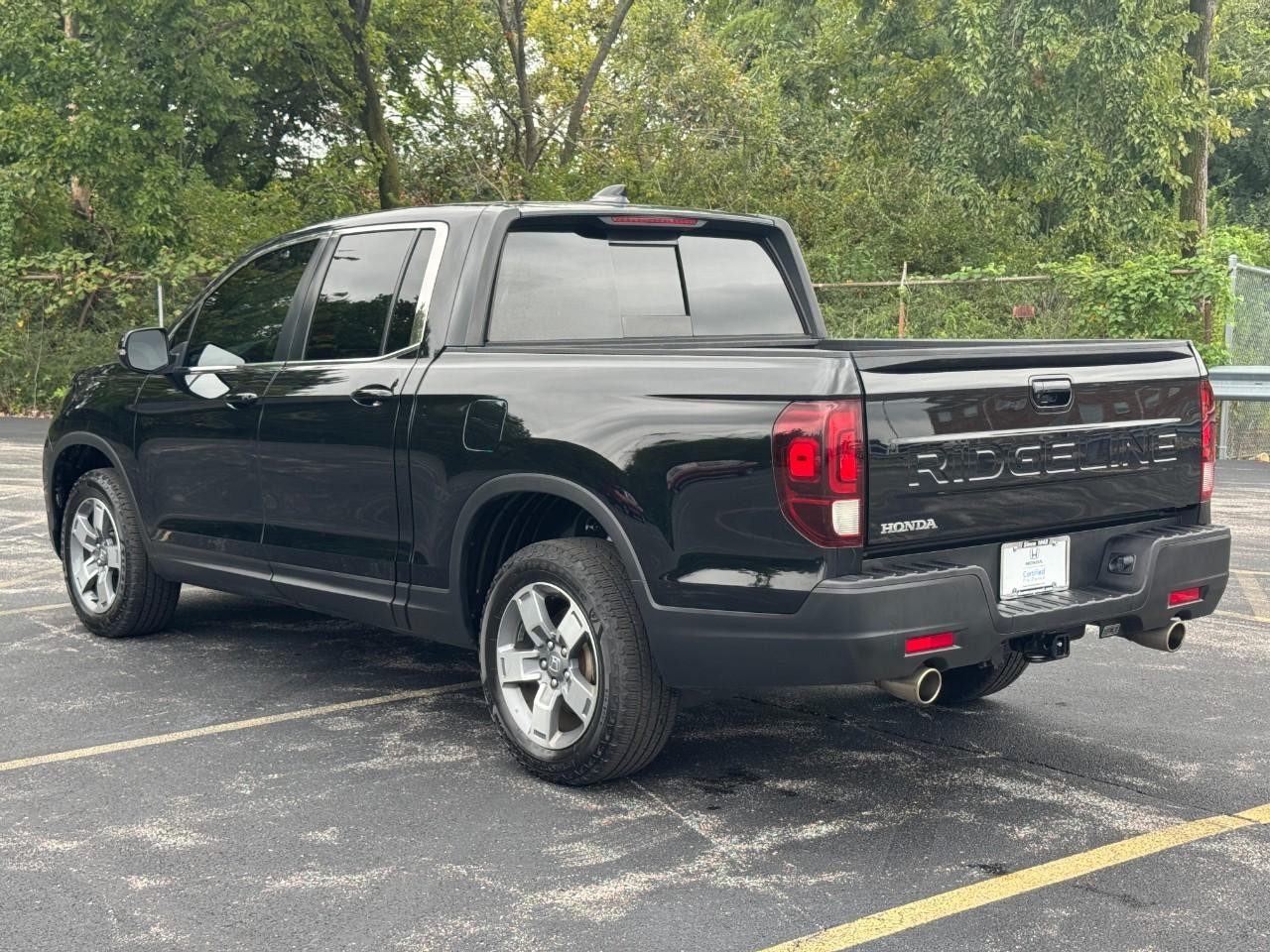 Honda Ridgeline Vehicle Full-screen Gallery Image 07