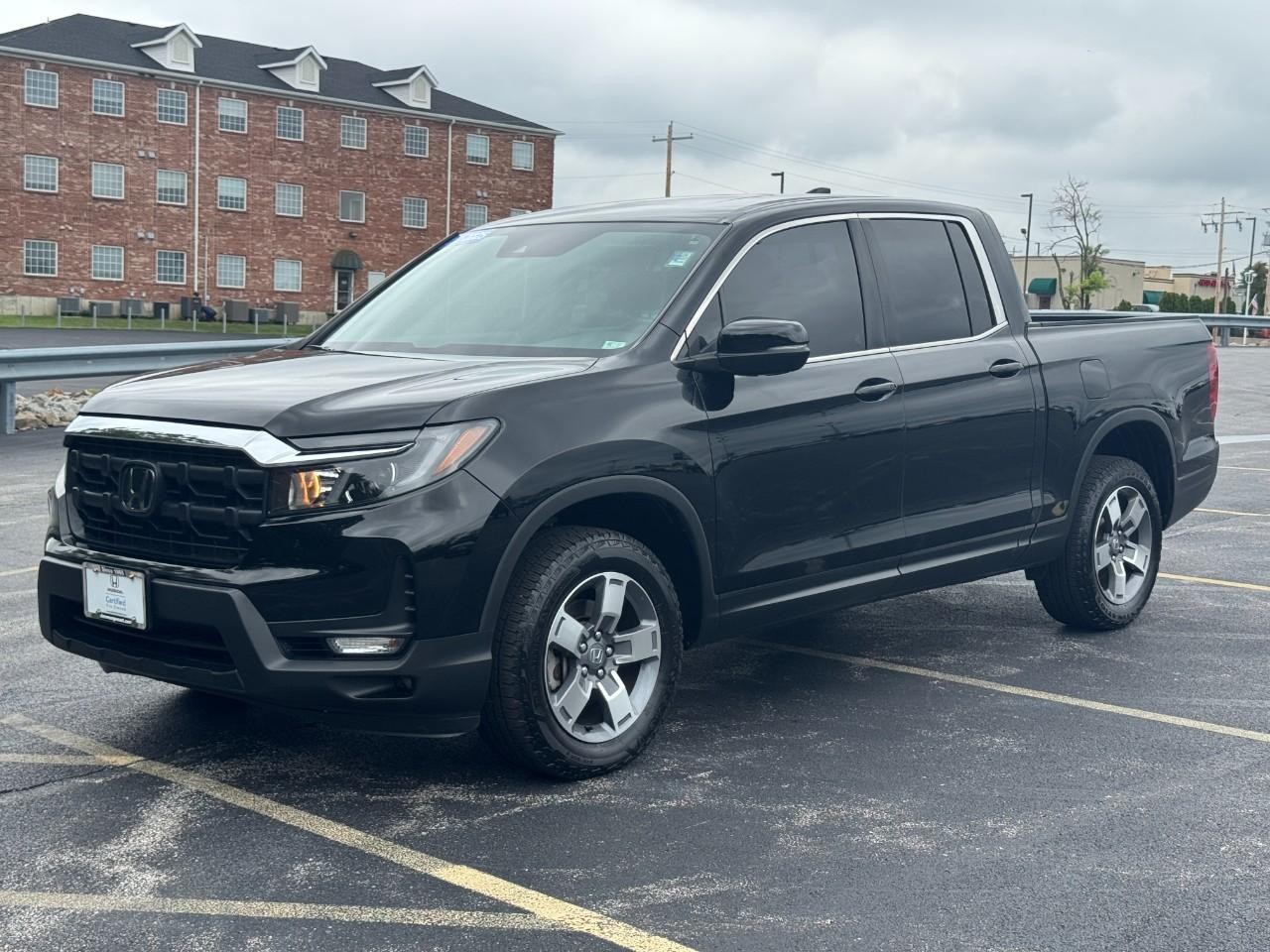 Honda Ridgeline Vehicle Full-screen Gallery Image 09