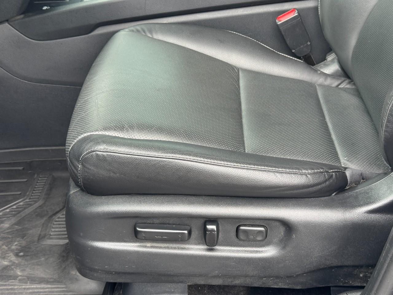 Honda Ridgeline Vehicle Full-screen Gallery Image 17