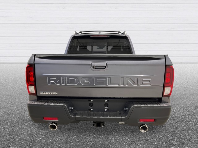 Honda Ridgeline Vehicle Full-screen Gallery Image 05