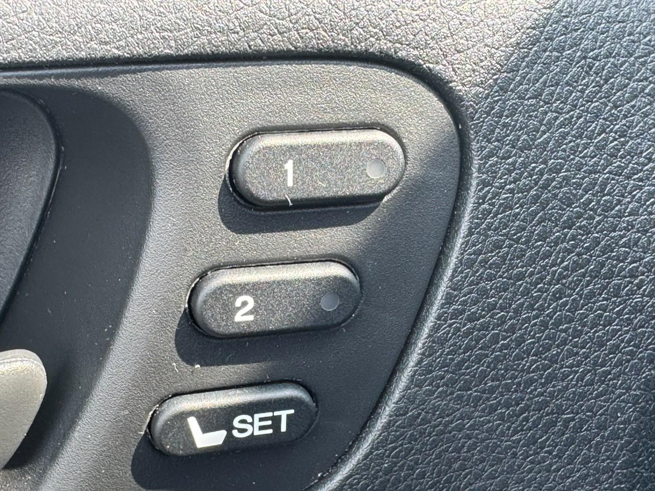 Honda Passport Vehicle Full-screen Gallery Image 20