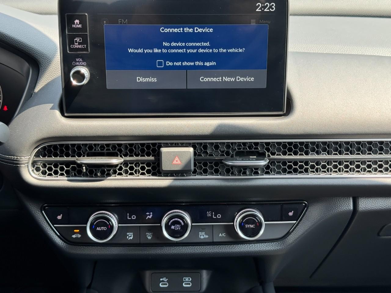 Honda HR-V Vehicle Full-screen Gallery Image 14