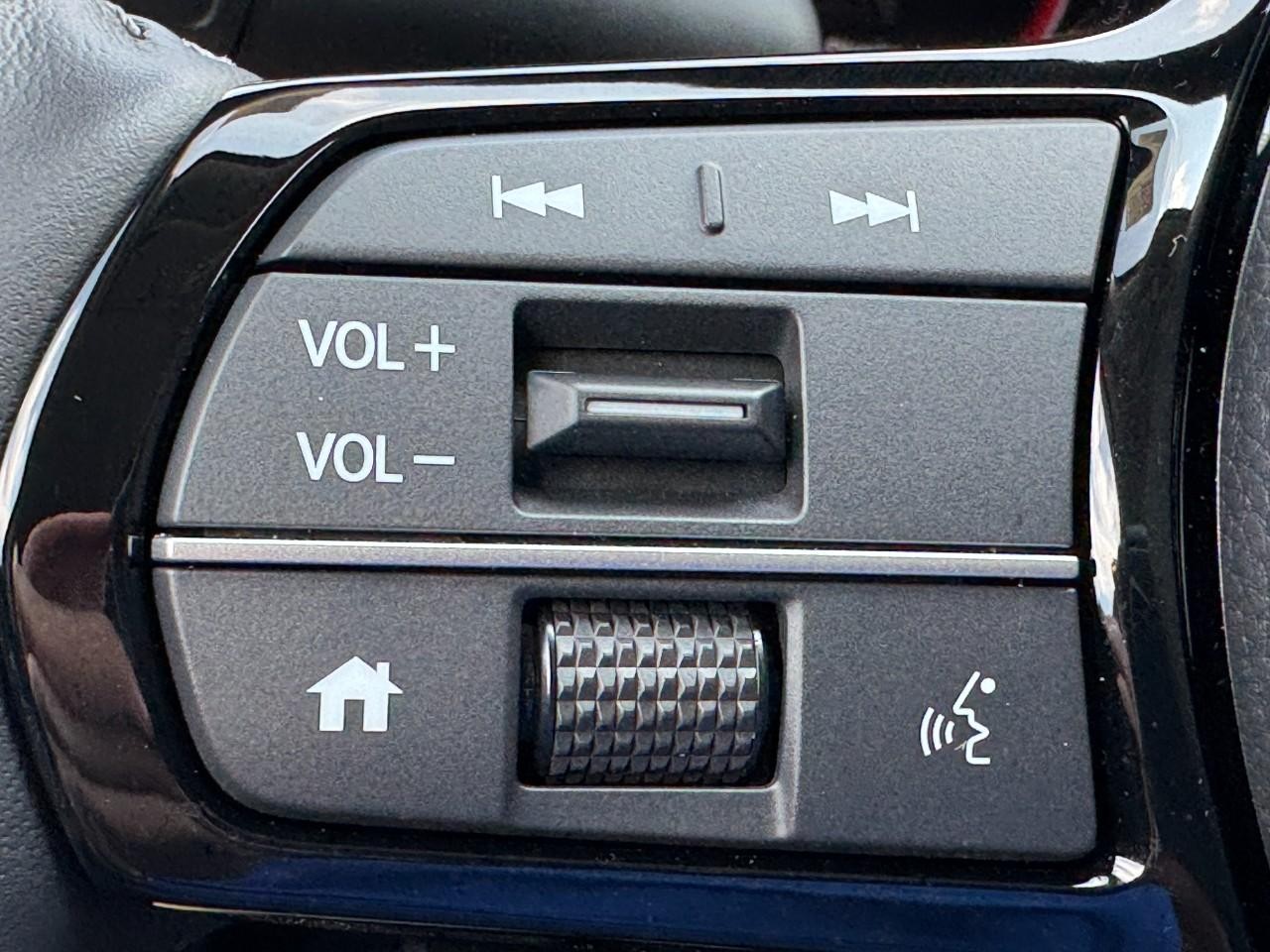 Honda HR-V Vehicle Full-screen Gallery Image 19