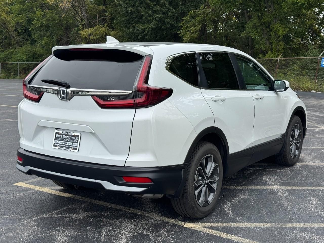 Honda CR-V Vehicle Full-screen Gallery Image 04