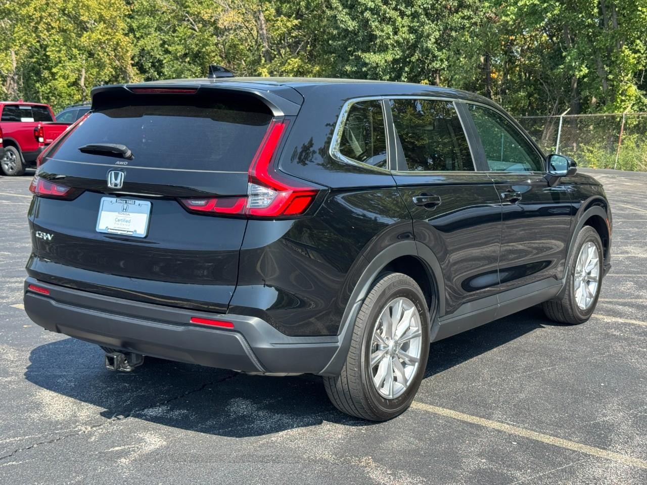 Honda CR-V Vehicle Full-screen Gallery Image 04