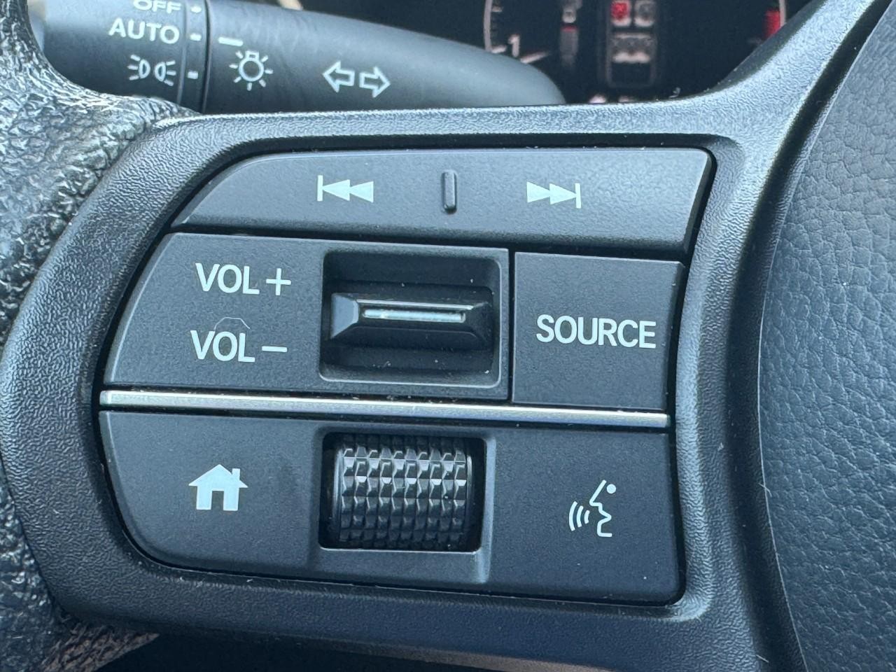 Honda CR-V Vehicle Full-screen Gallery Image 20