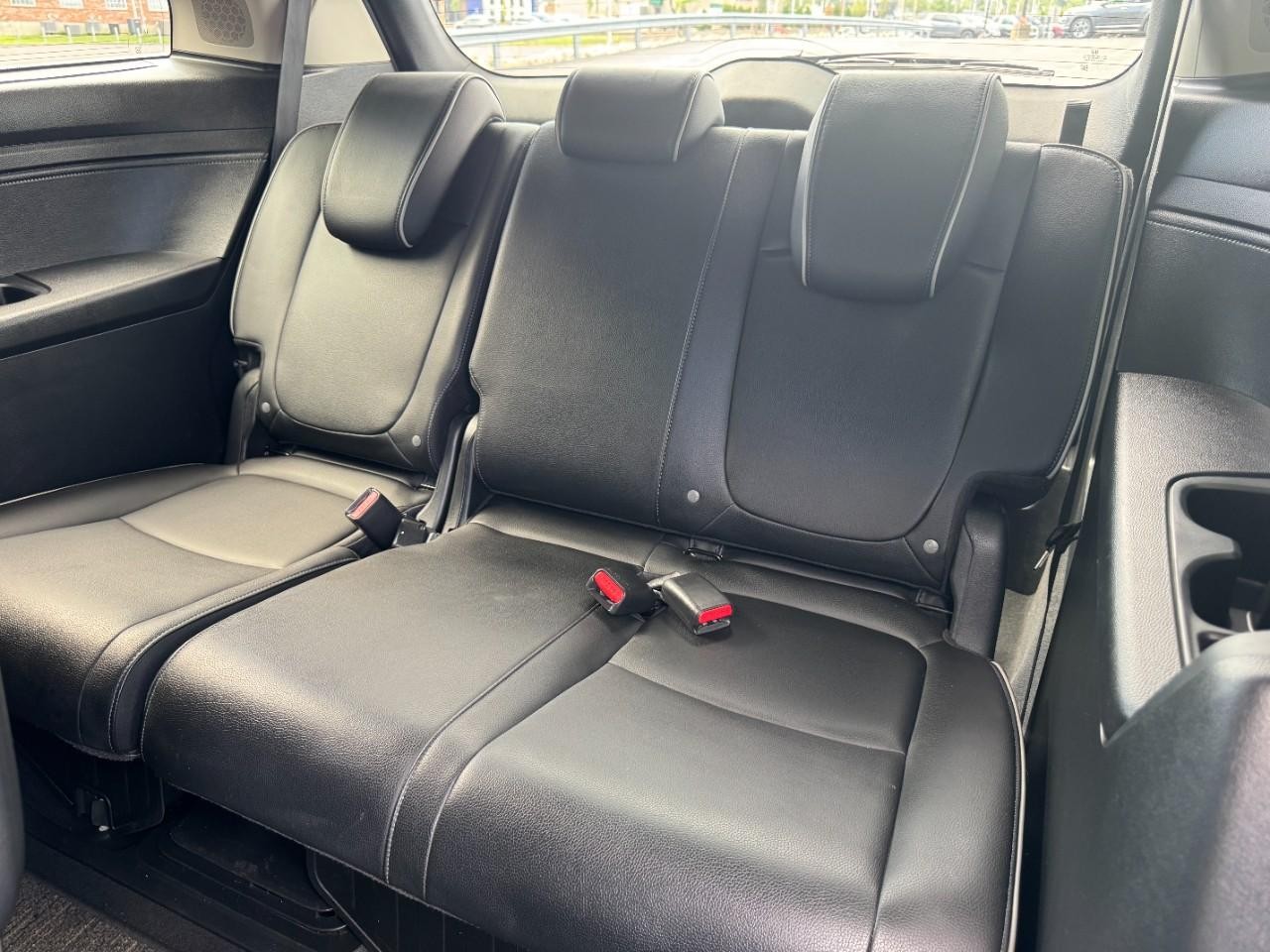 Honda Odyssey Vehicle Full-screen Gallery Image 13
